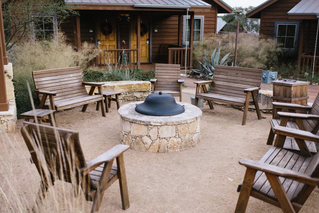 Camp Lucy Hotel Dripping Springs Exterior photo