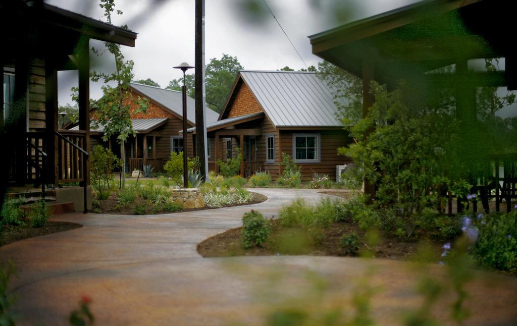 Camp Lucy Hotel Dripping Springs Exterior photo