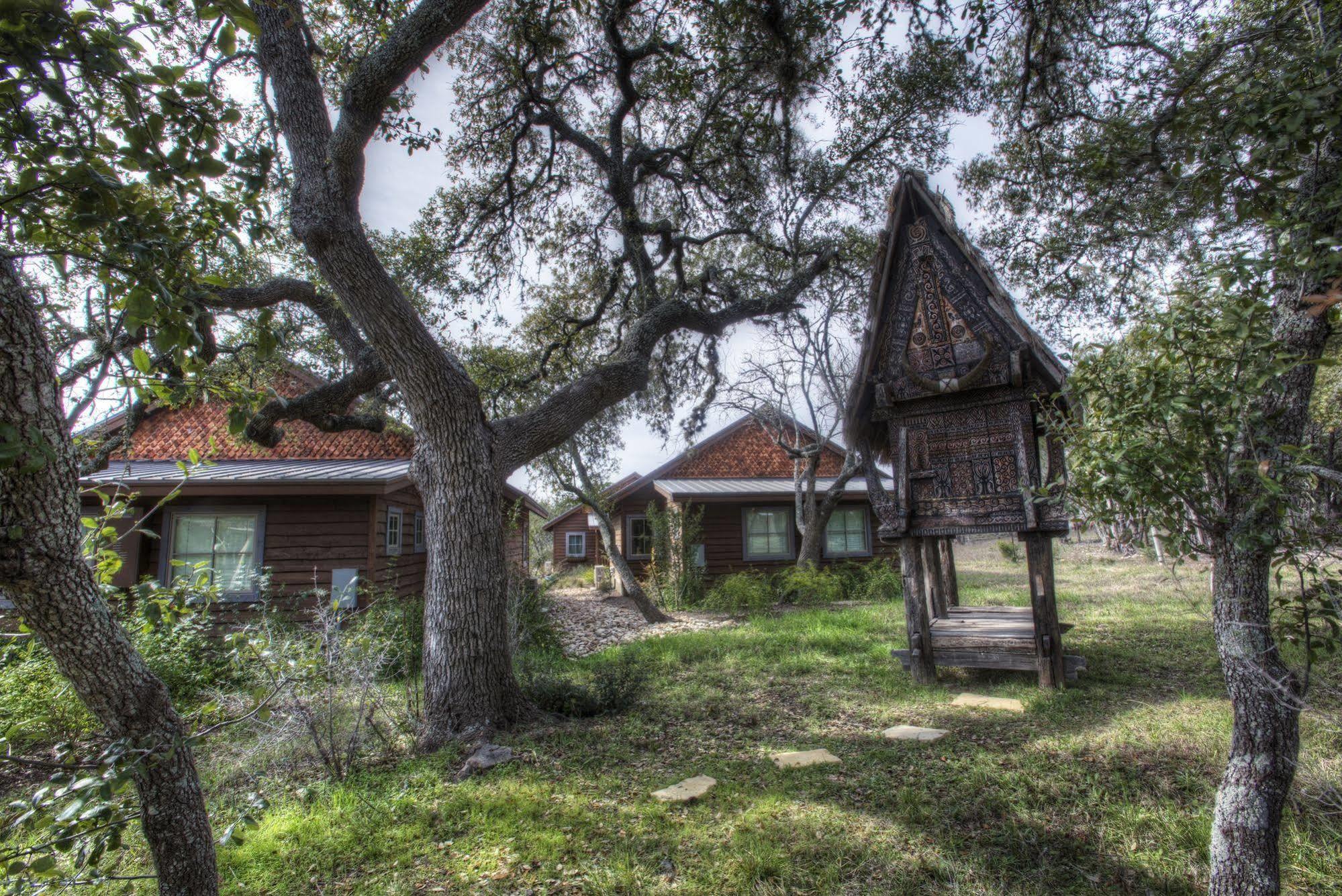 Camp Lucy Hotel Dripping Springs Exterior photo
